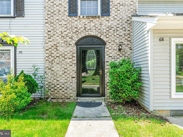 68 Franklin Dr — Photo 4
