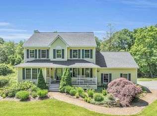 41 Flagg Rd, Westford, MA 01886