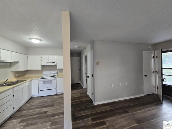 206 N Ohio St, Chilhowee, MO 64733