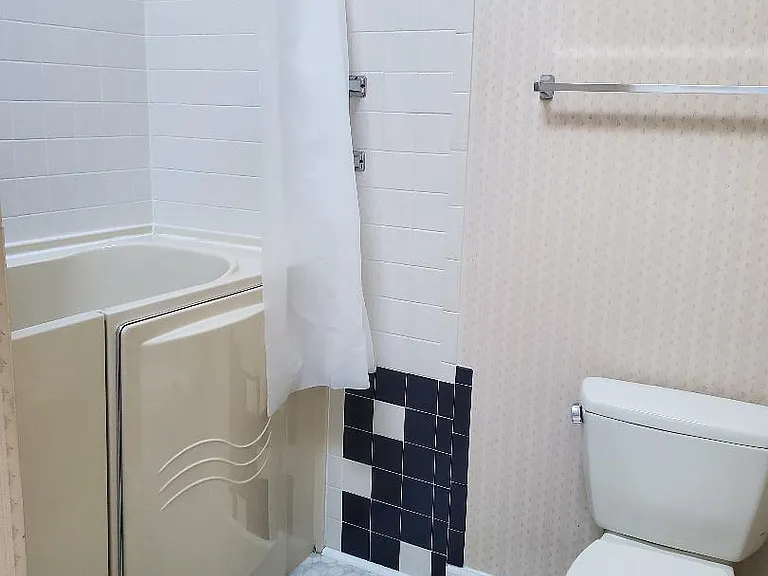510 Kamran Dr NW — Photo 13