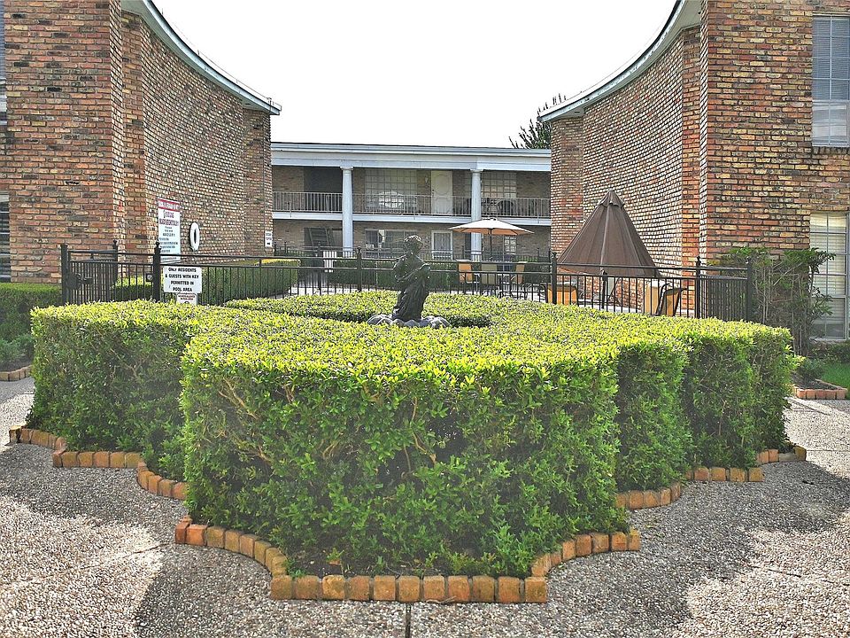 1st image of 2101 Fountain View Dr APT 38C