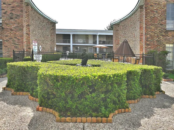 2101 Fountain View Dr APT 38C, Houston, TX 77057