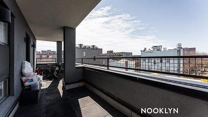 Rented by Nooklyn NYC LLC | media 13