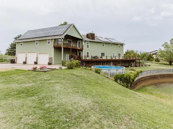 2320 14th Ave, Lindsborg, KS 67456