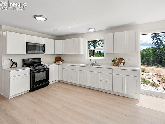3rd image of 4710 Wildhorn Rd