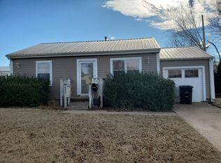 2553 Everitt Dr, Enid, OK 73703