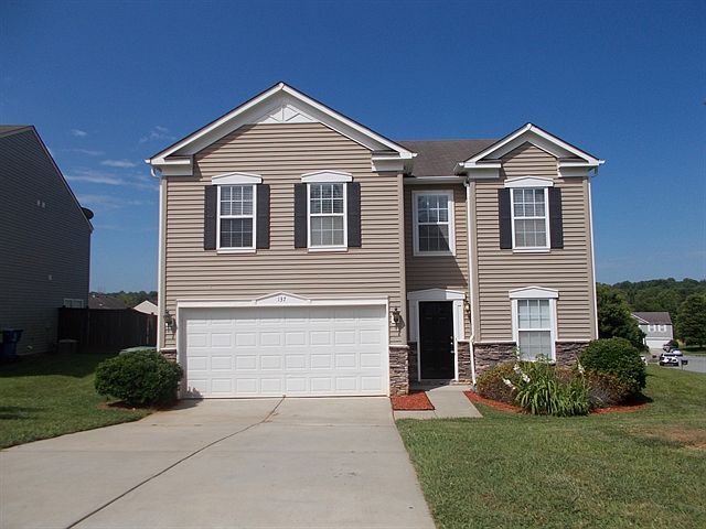 1st image of 137 Farm Springs Dr