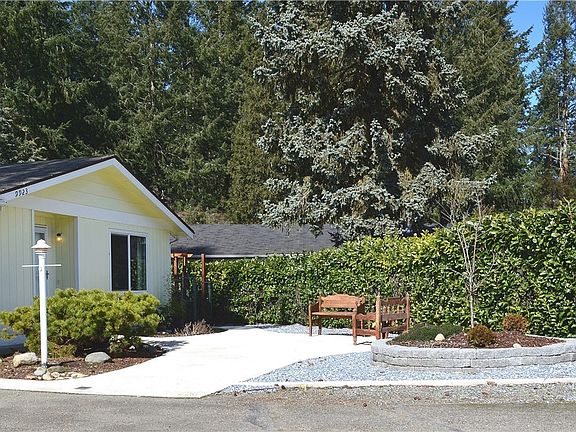 2nd image of 9923 114th St SW