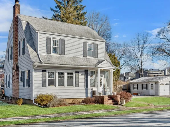 2 Chadick Place, Suffern, NY 10901
