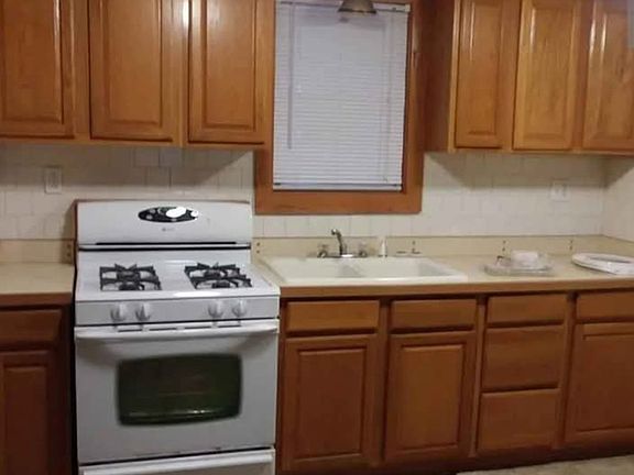 3rd image of 439 Fairchild Ave #A