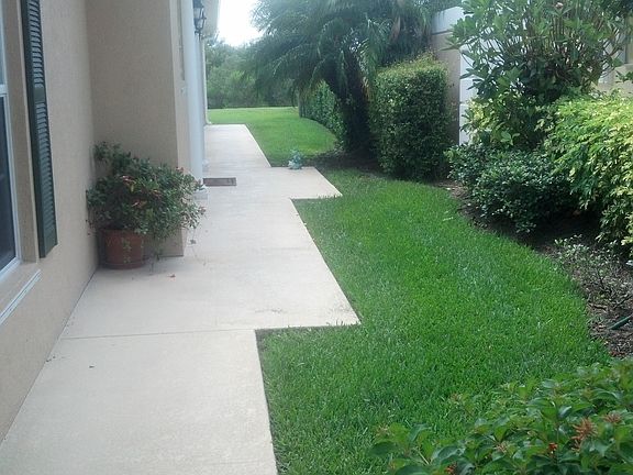 3rd image of 10774 SW Elsinore Dr