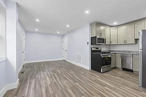 392 Palisade Ave #2 Photo 1