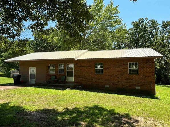 142 Sara Cir, Ash Flat, AR 72513