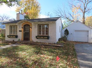 315 N 25th St, Grand Forks, ND 58203