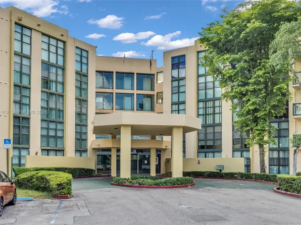 11780 SW 18th St APT 226-2, Miami, FL 33175