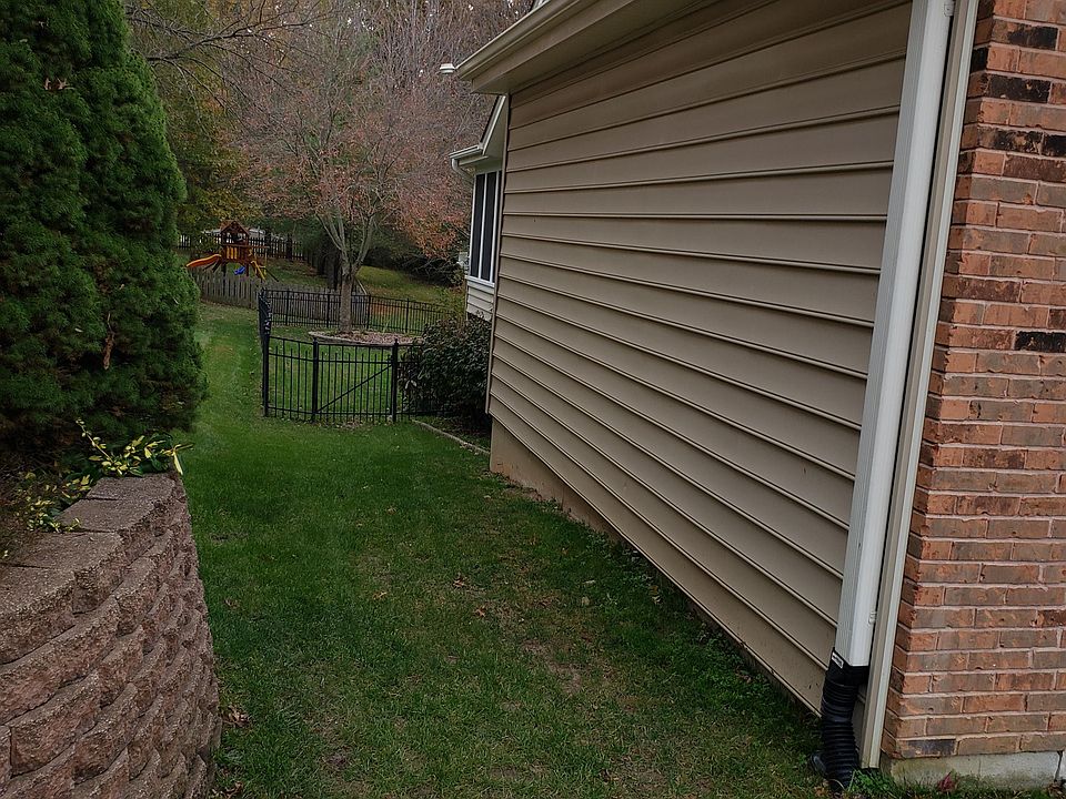 2nd image of 16218 Trade Winds Ct