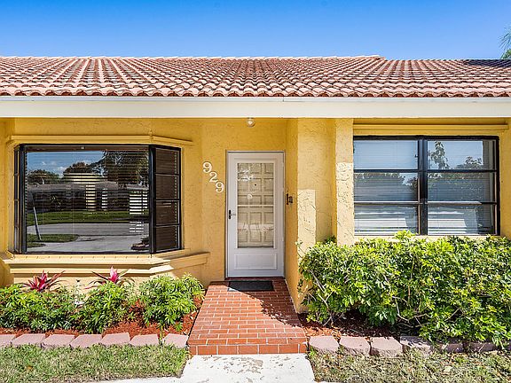 929 SW 4th St, Boca Raton