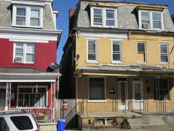 3rd image of 1826 Park St