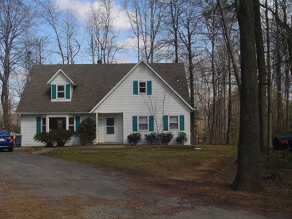 Spacious 5BR, 3BA Cape Cod in delightful Water Privileged Cape St. John