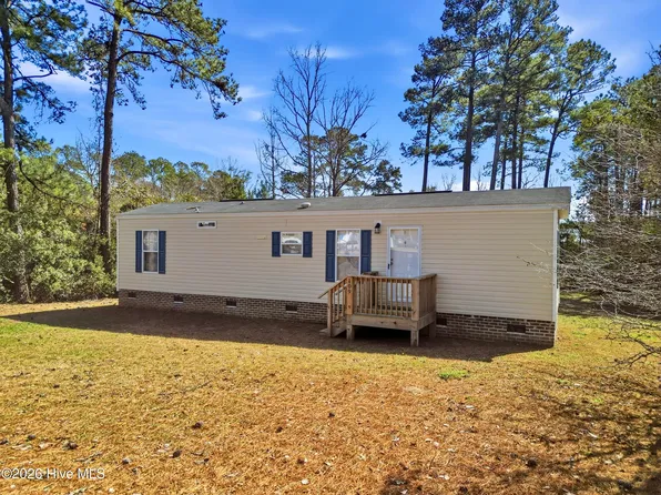 109 Quail Point Drive, Hubert, NC 28539