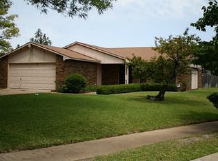 7536 Red Willow Rd, Fort Worth, TX 76133