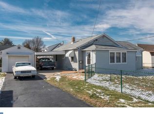 1332 Anderson Ave, Trainer, PA 19061