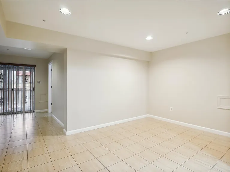 5626 Onslow Way — Photo 5