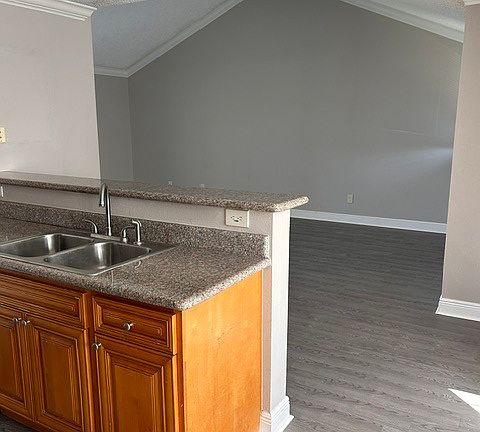 5th image of 7298 Ulmerton Rd #11583088