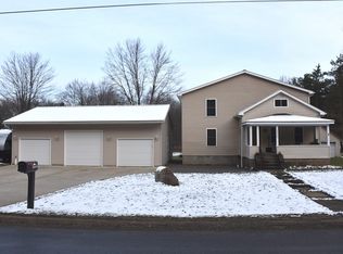 21640 Hunter Rd, Meadville, PA 16335