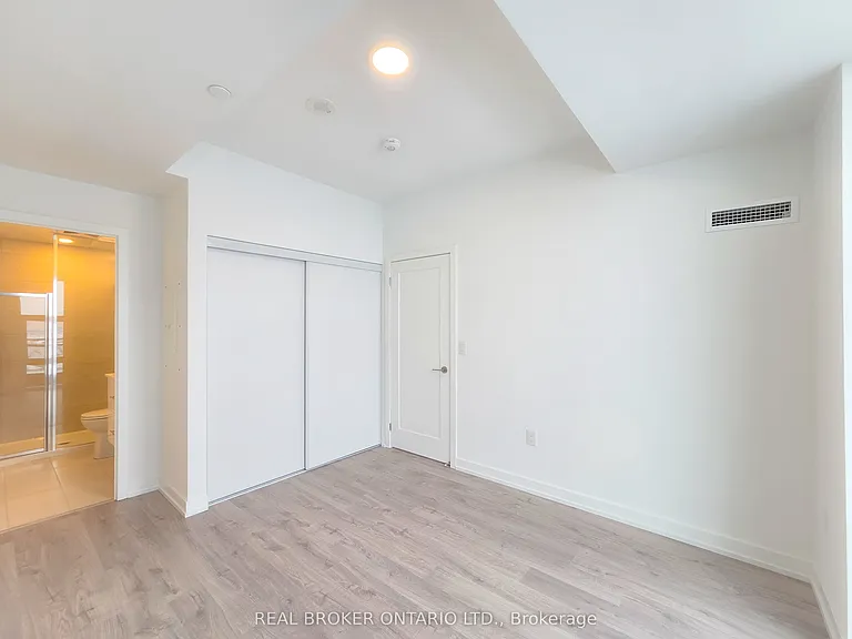 9763 Markham Rd — Photo 9
