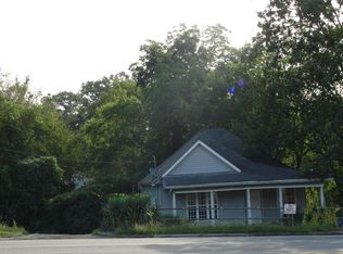 910 Lafayette Rd, Rossville, GA 30741