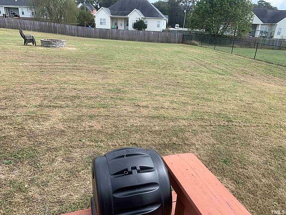 5th image of 331 Stillwater Creek Dr