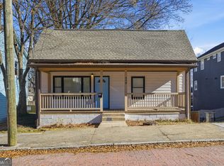 698 Garibaldi St SW, Atlanta, GA 30310