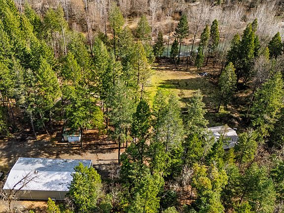 3rd image of 9439 Holland Loop Rd