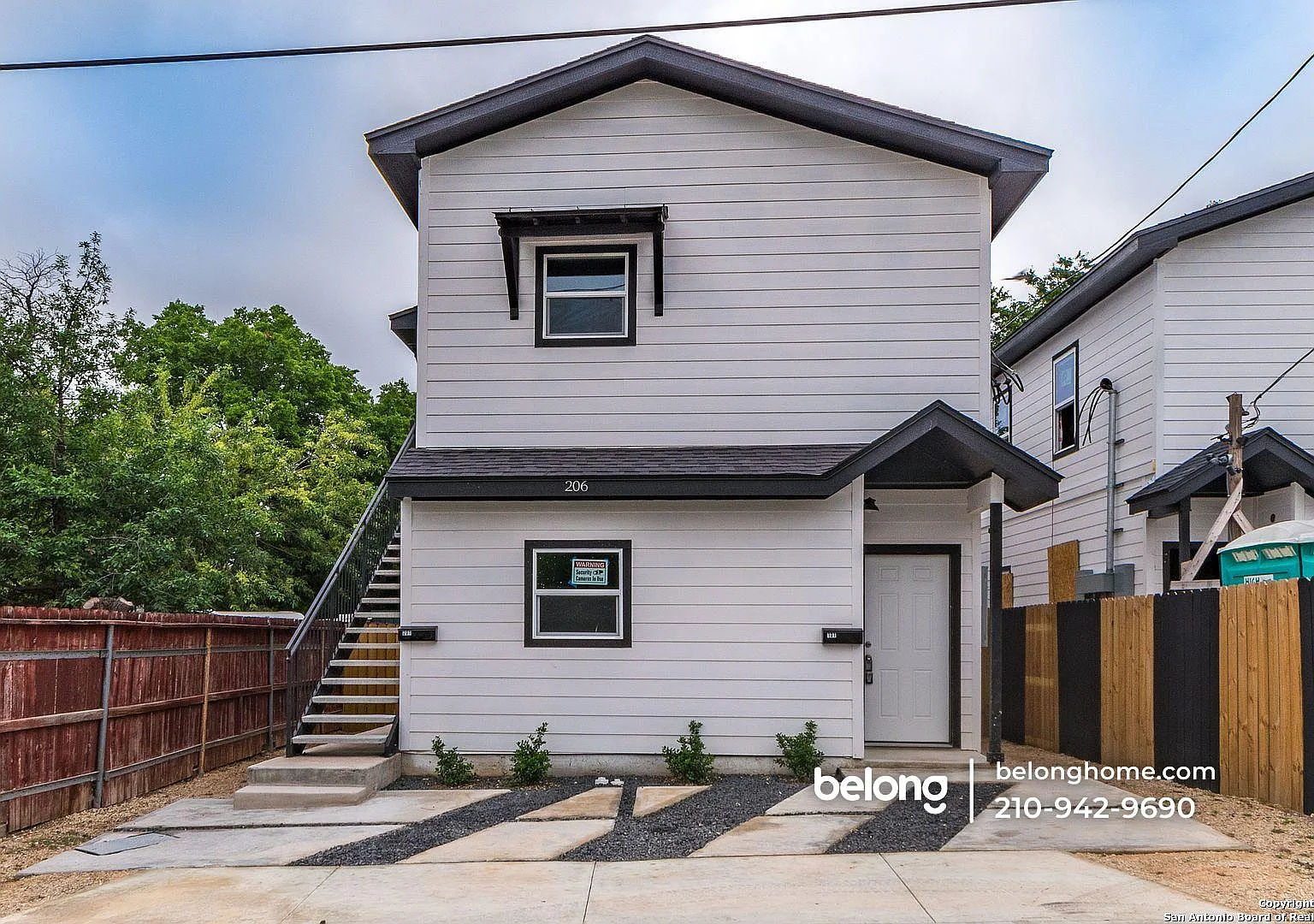 3 bed, 2.0 bath, 1100 sqft, $1,425 — Photo 3
