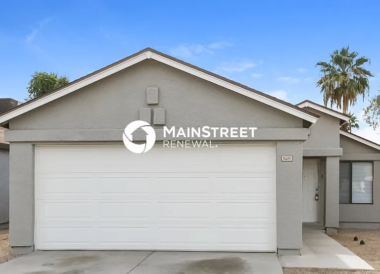 8619 W College Dr — Photo 1