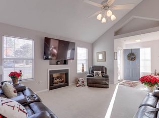 897 Miller Creek Ln, Newport News, VA 23602