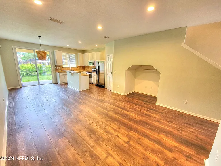 2311 Red Moon Dr — Photo 5