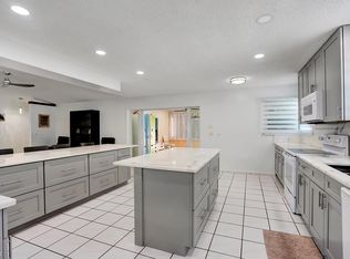 4201 NW 5th Ave, Boca Raton, FL 33431