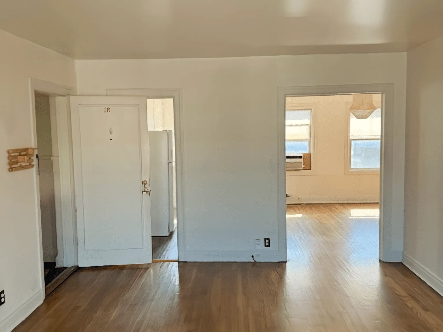 Broadway Apartments — Photo 4