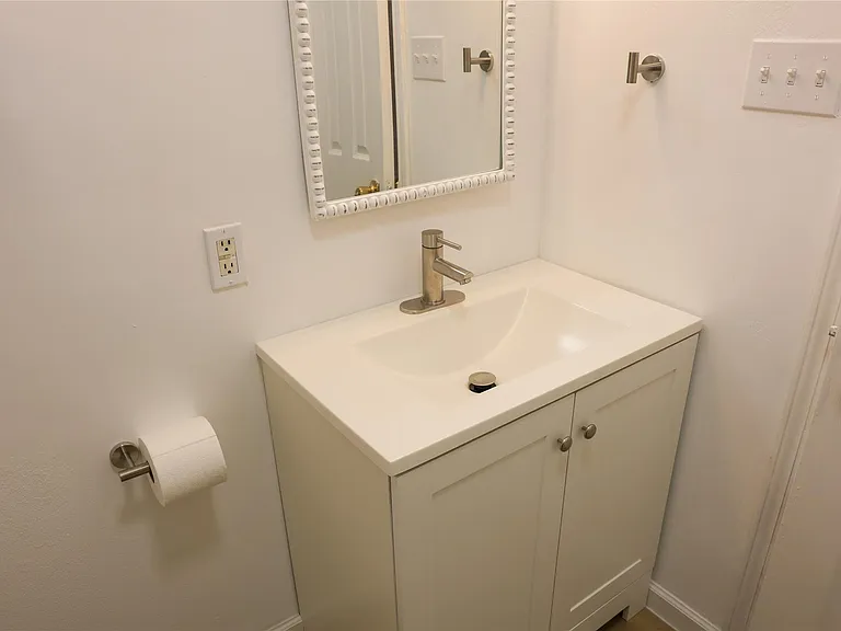10 Jenkins St — Photo 5