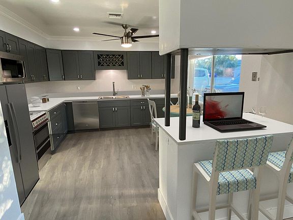 All new kitchen with Island (Perfect for a mini office)