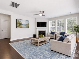 962 Treasure Ct, Fort Mill, SC