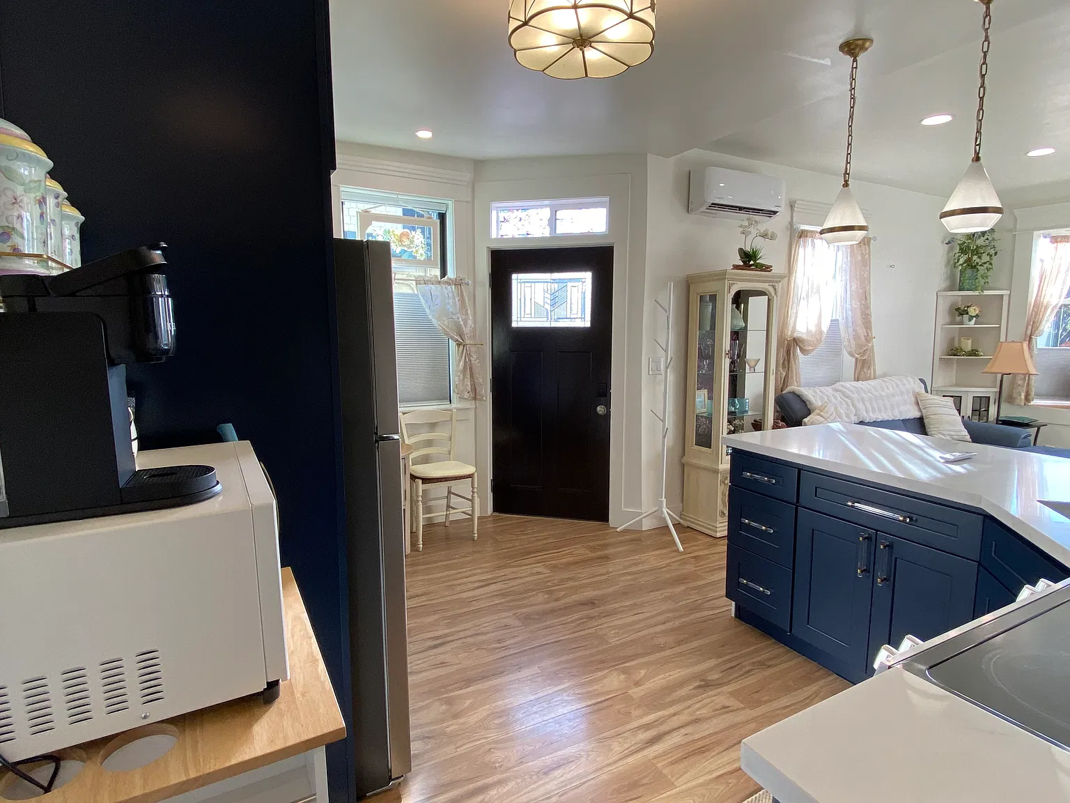 1 bed, 550 sqft, $2,200 — Photo 4