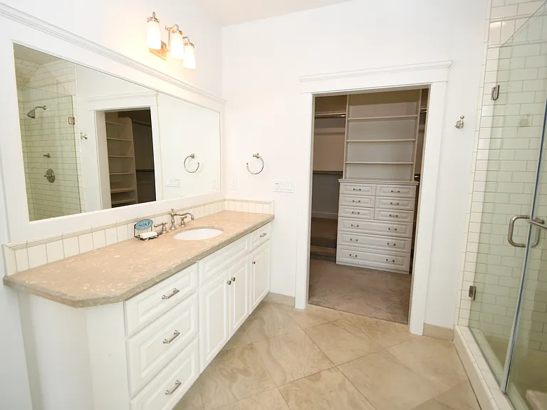 409 S Gertruda Ave — Photo 14