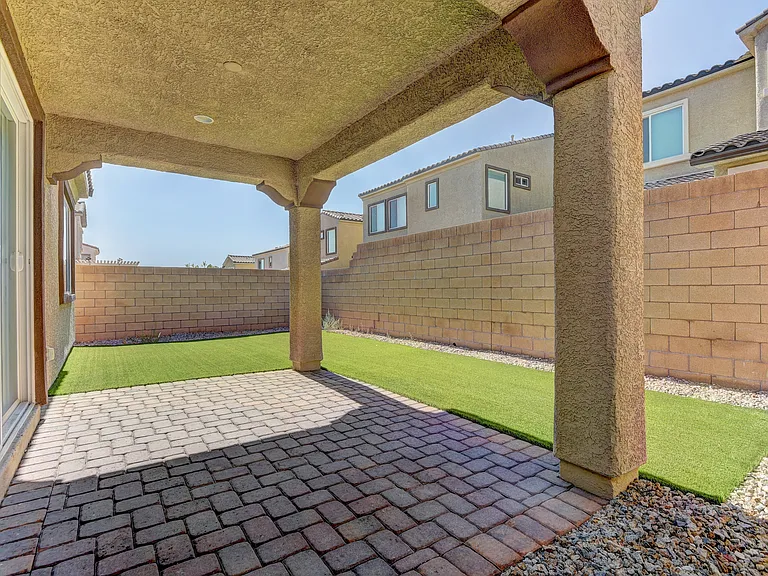 10449 Skye Summit Ave — Photo 4