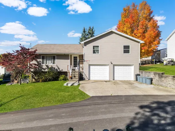 236 Aurora Dr, Morgantown, WV 26508