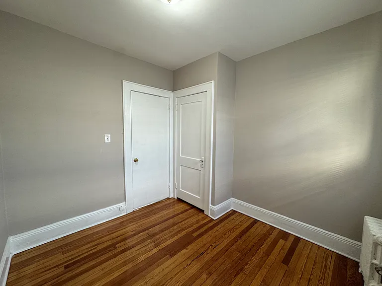 271 Davis Ave #2 — Photo 13