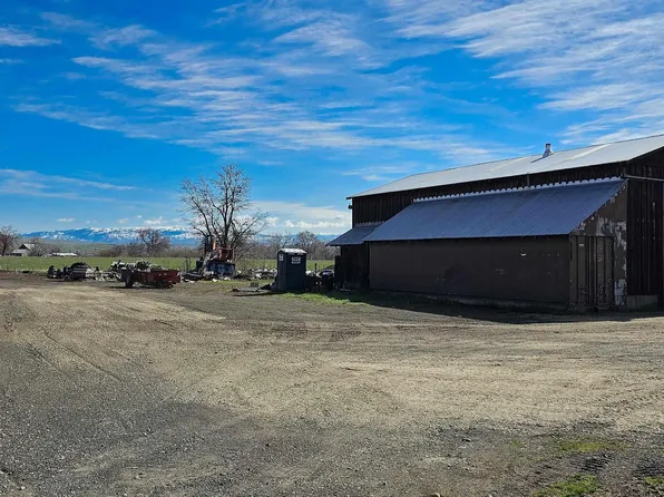 2770 Salubria Rd, Cambridge, ID 83610