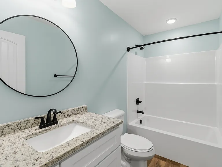 2nd bathroom upstairs